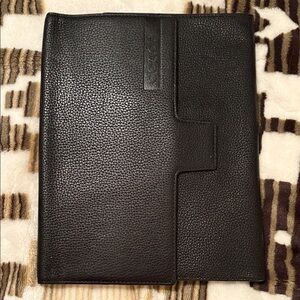 Coach pebbled leather I pad cover